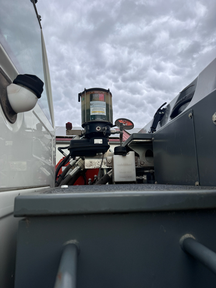 Riteņu ekskavators LIEBHERR A 916 Litronic: foto 14