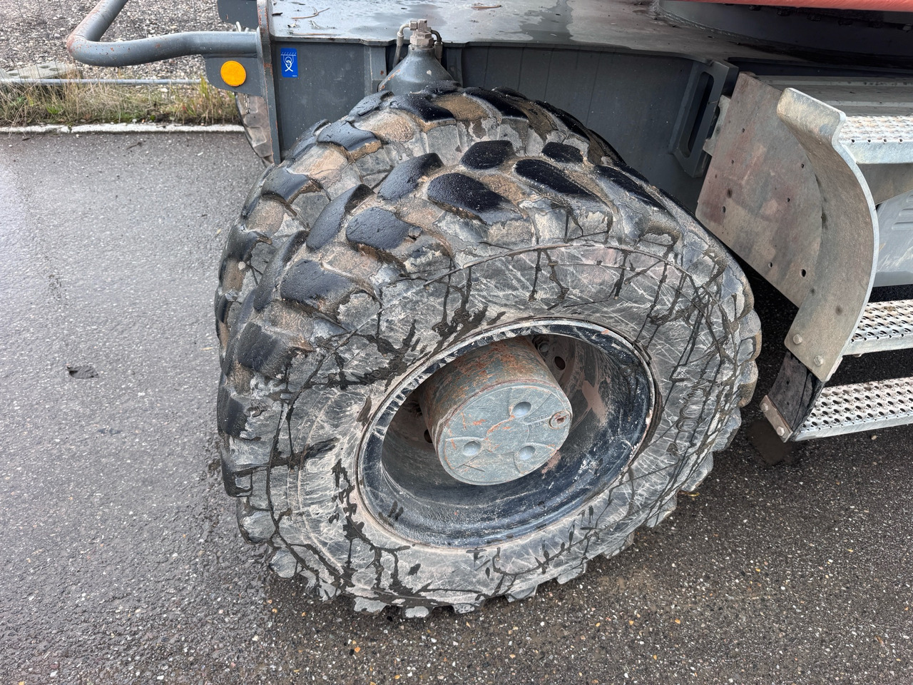 Riteņu ekskavators LIEBHERR A 916 Litronic: foto 11