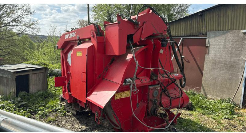 AGRISPHERE DP2500 - Lopbarības mikseris: foto 1 AGRISPHERE DP2500 - Lopbarības mikseris: foto 1