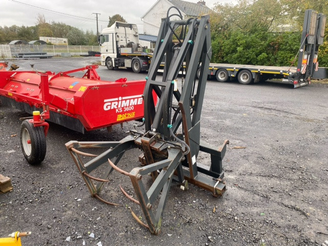 ALO DBS 3250 - Satvērējs - Traktors: foto 1 ALO DBS 3250 - Satvērējs - Traktors: foto 1