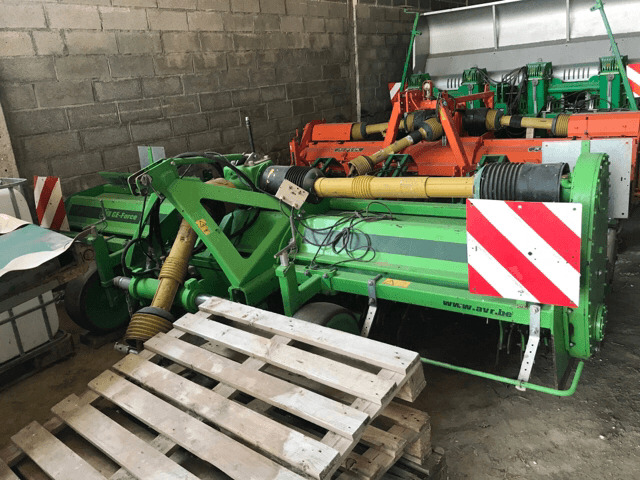 AVR GE FORCE 3800 - Kartupeļu tehnika: foto 1 AVR GE FORCE 3800 - Kartupeļu tehnika: foto 1