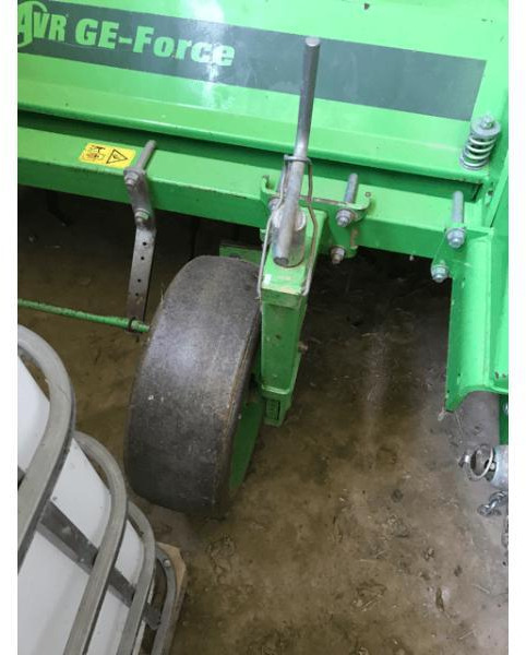 AVR GE FORCE 3800 - Kartupeļu tehnika: foto 5 AVR GE FORCE 3800 - Kartupeļu tehnika: foto 5