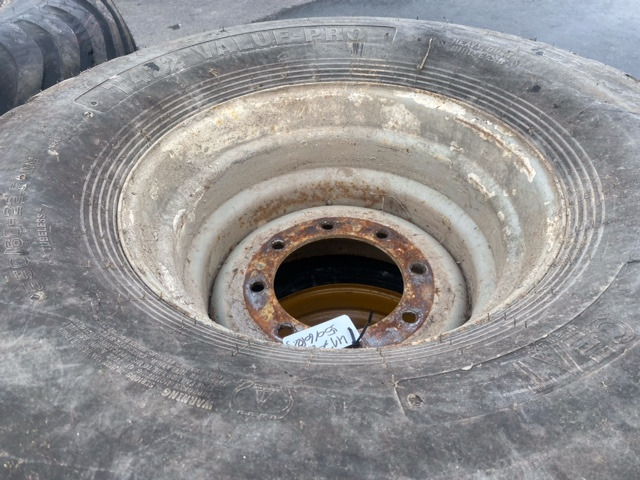 CEAT 550/60R22,5 - Ritenis: foto 2 CEAT 550/60R22,5 - Ritenis: foto 2