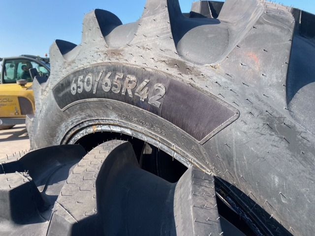 CEAT 650/65R42 - Riepa: foto 2 CEAT 650/65R42 - Riepa: foto 2