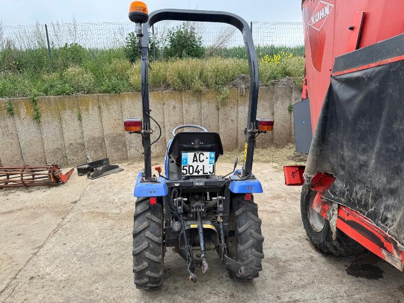 ISEKI TM3160F - Traktors: foto 3 ISEKI TM3160F - Traktors: foto 3