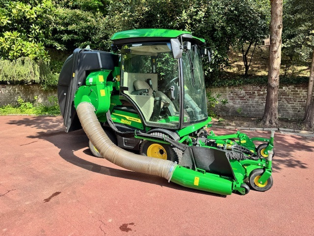 JOHN DEERE 1585 - Zāles pļāvējs: foto 2 JOHN DEERE 1585 - Zāles pļāvējs: foto 2