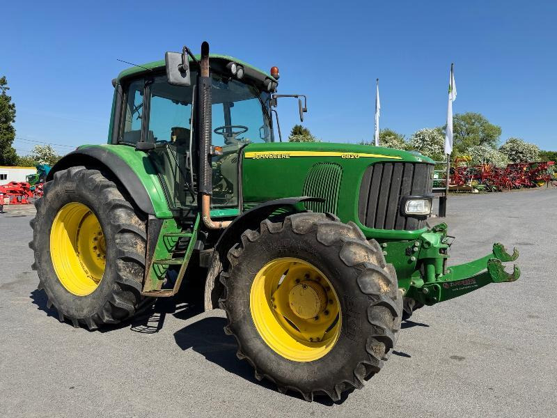 JOHN DEERE 6820 - Traktors: foto 5 JOHN DEERE 6820 - Traktors: foto 5