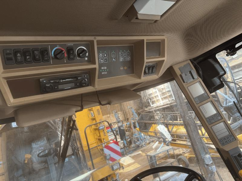 JOHN DEERE 7400 4RM - Lopbarības kombains: foto 3 JOHN DEERE 7400 4RM - Lopbarības kombains: foto 3