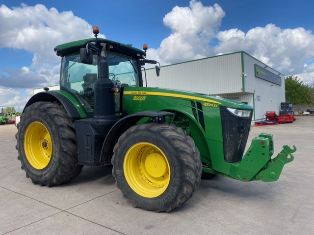 JOHN DEERE 8370R - Traktors: foto 3 JOHN DEERE 8370R - Traktors: foto 3