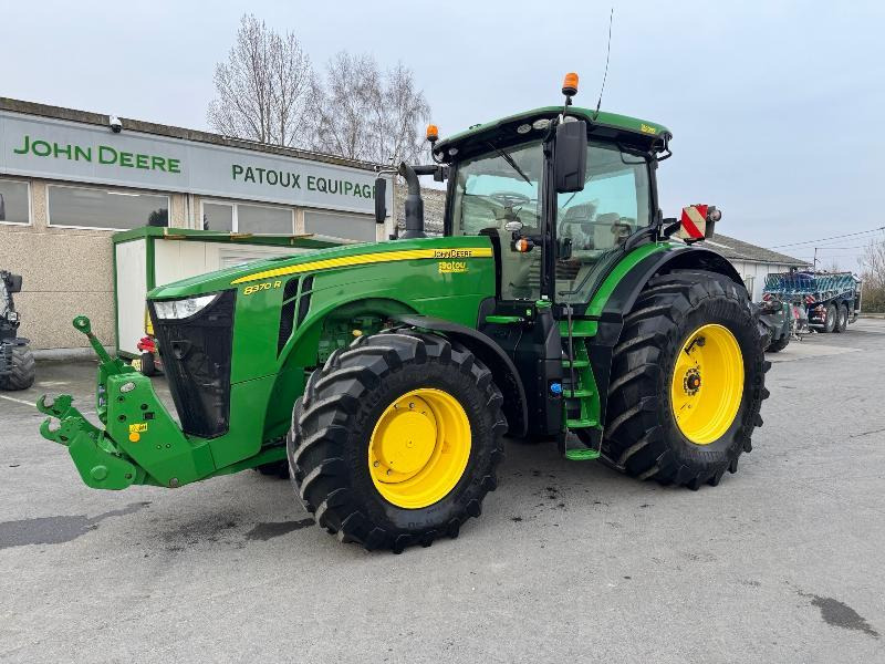 JOHN DEERE 8370R - Traktors: foto 1 JOHN DEERE 8370R - Traktors: foto 1