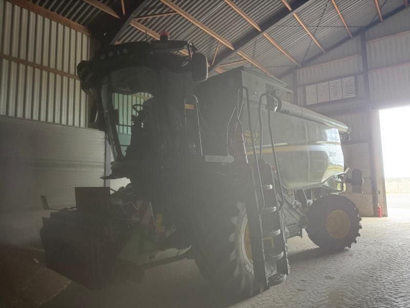 JOHN DEERE T660 - Labības kombains: foto 3 JOHN DEERE T660 - Labības kombains: foto 3