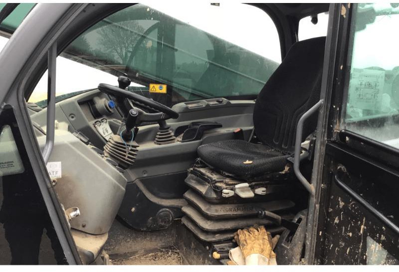 KRAMER KT357 - Teleskopiskais iekrāvējs: foto 5 KRAMER KT357 - Teleskopiskais iekrāvējs: foto 5