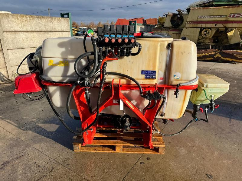 KUHN OPTIS P600 - Uzkarināmais miglotājs: foto 2 KUHN OPTIS P600 - Uzkarināmais miglotājs: foto 2