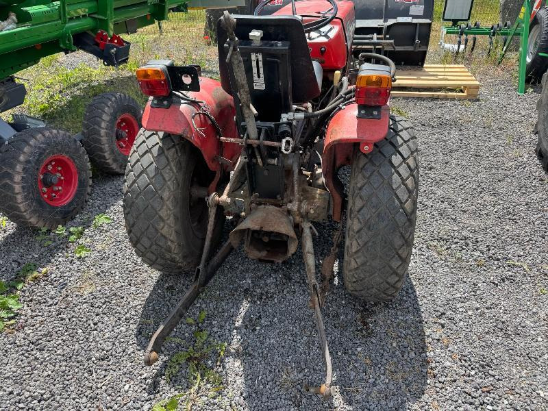 MASSEY-FERGUSON 200 - Traktors: foto 5 MASSEY-FERGUSON 200 - Traktors: foto 5