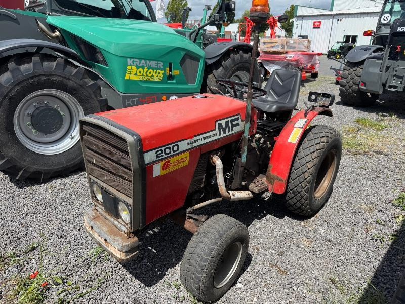 MASSEY-FERGUSON 200 - Traktors: foto 1 MASSEY-FERGUSON 200 - Traktors: foto 1