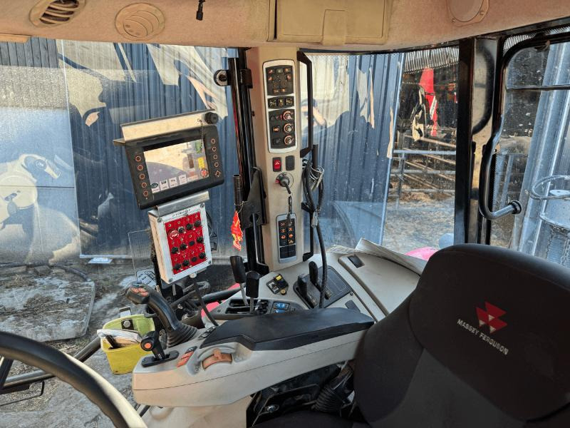 MASSEY-FERGUSON 7618 DYNA6 - Traktors: foto 5 MASSEY-FERGUSON 7618 DYNA6 - Traktors: foto 5