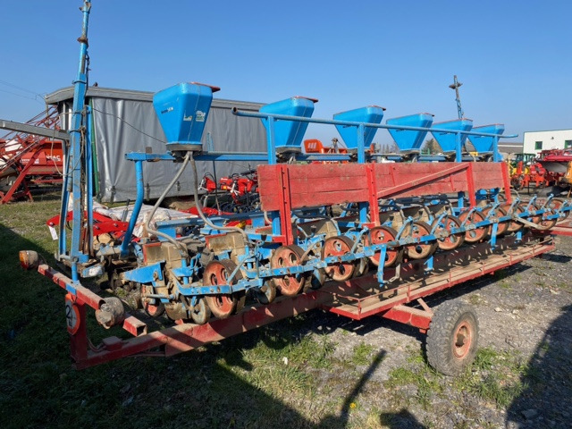 MONOSEM BR 12R - Precīzās izsējas sējmašīna: foto 2 MONOSEM BR 12R - Precīzās izsējas sējmašīna: foto 2