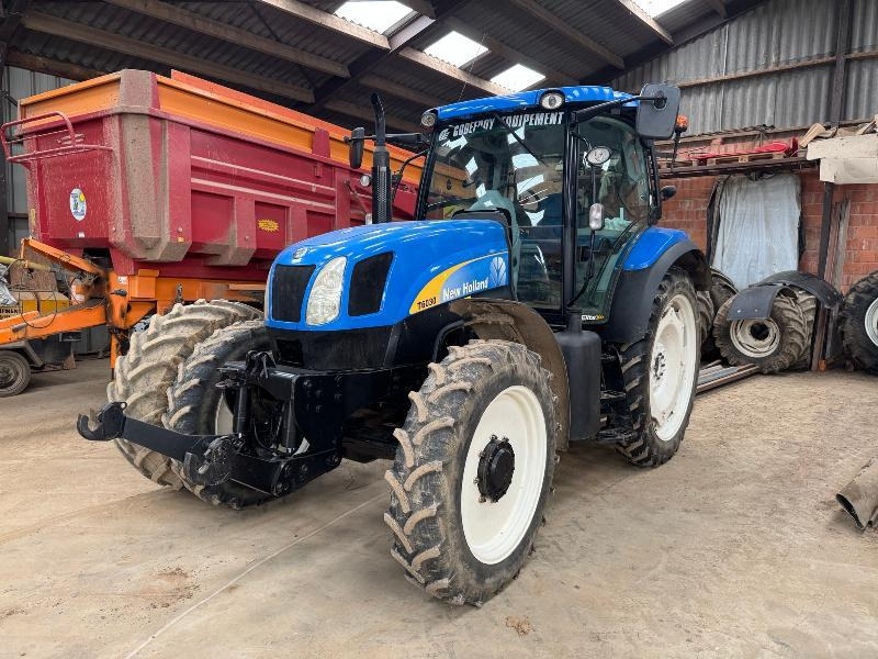 NEW-HOLLAND T6030 - Traktors: foto 1 NEW-HOLLAND T6030 - Traktors: foto 1