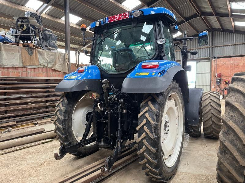 NEW-HOLLAND T6030 - Traktors: foto 4 NEW-HOLLAND T6030 - Traktors: foto 4