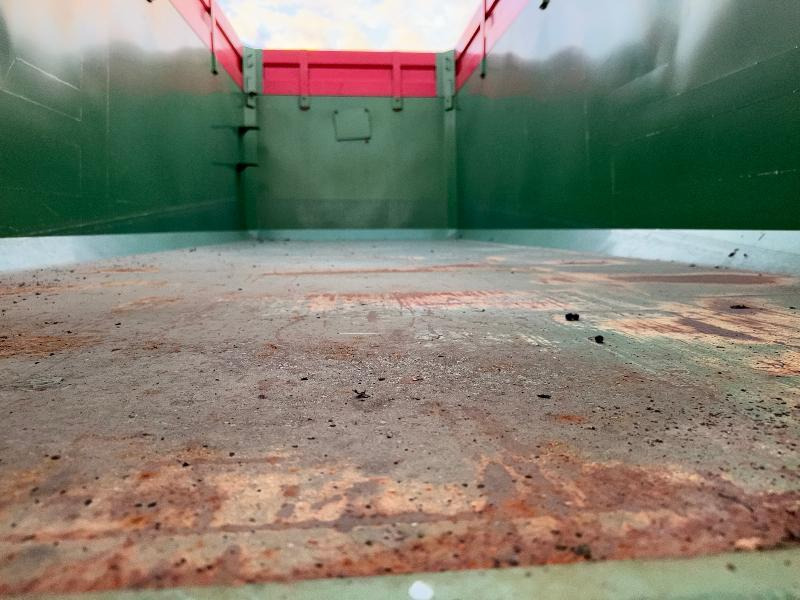 PANIEN P18B - Lauksaimniecības piekabe-pašizgāzējs: foto 4 PANIEN P18B - Lauksaimniecības piekabe-pašizgāzējs: foto 4