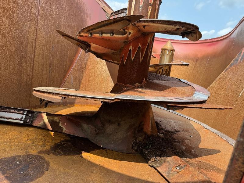 STRAUTMANN VERTIMIX 2401 - Lopbarības mikseris: foto 5 STRAUTMANN VERTIMIX 2401 - Lopbarības mikseris: foto 5