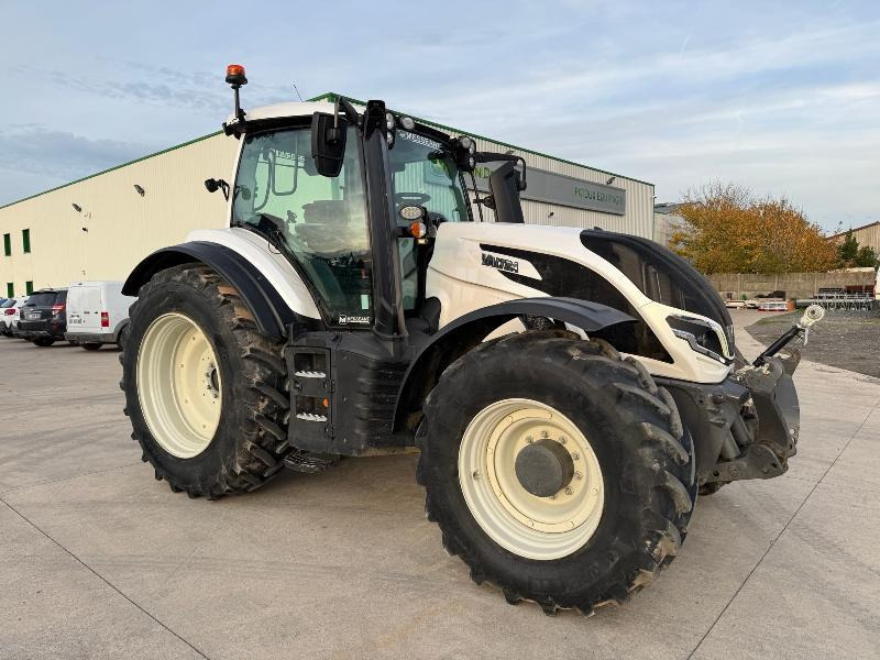 VALTRA T175 - Traktors: foto 3 VALTRA T175 - Traktors: foto 3