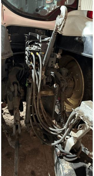 VALTRA T175 līzingu VALTRA T175: foto 8 VALTRA T175 līzingu VALTRA T175: foto 8