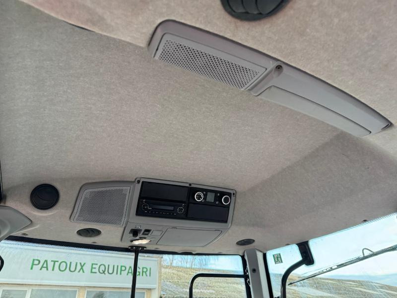 Traktors VALTRA T214 DIRECT: foto 8