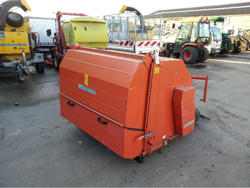 WIEDENMANN TERRA CLEAN 120 - Dārza tehnika: foto 3 WIEDENMANN TERRA CLEAN 120 - Dārza tehnika: foto 3