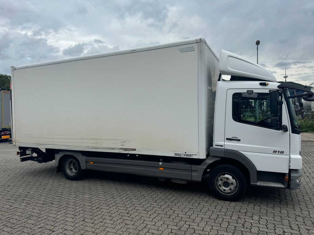 Mercedes-Benz 818 Mercedes-Benz 818 - Kravas automašīna ar slēgto virsbūvi: foto 3 Mercedes-Benz 818 Mercedes-Benz 818 - Kravas automašīna ar slēgto virsbūvi: foto 3