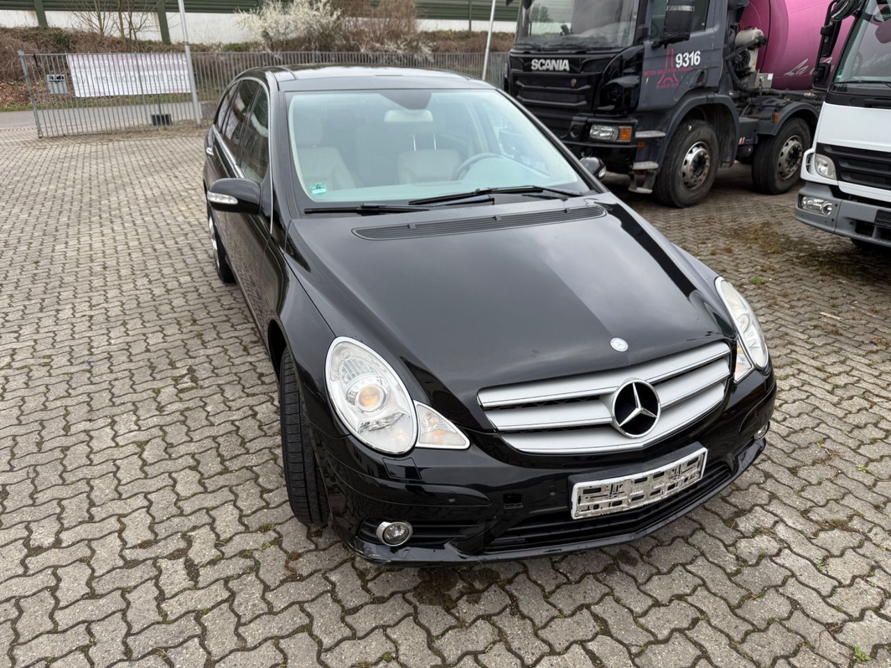 Mercedes-Benz R - SUV: foto 5 Mercedes-Benz R - SUV: foto 5