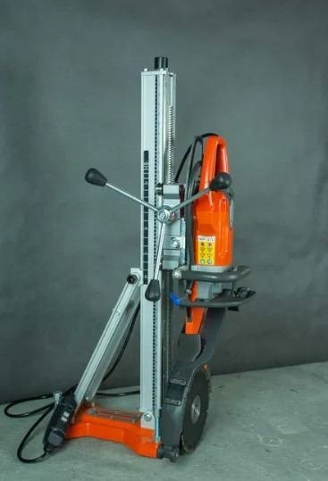 Husqvarna K4000 CNB - Celtniecības maisītājs: foto 2 Husqvarna K4000 CNB - Celtniecības maisītājs: foto 2