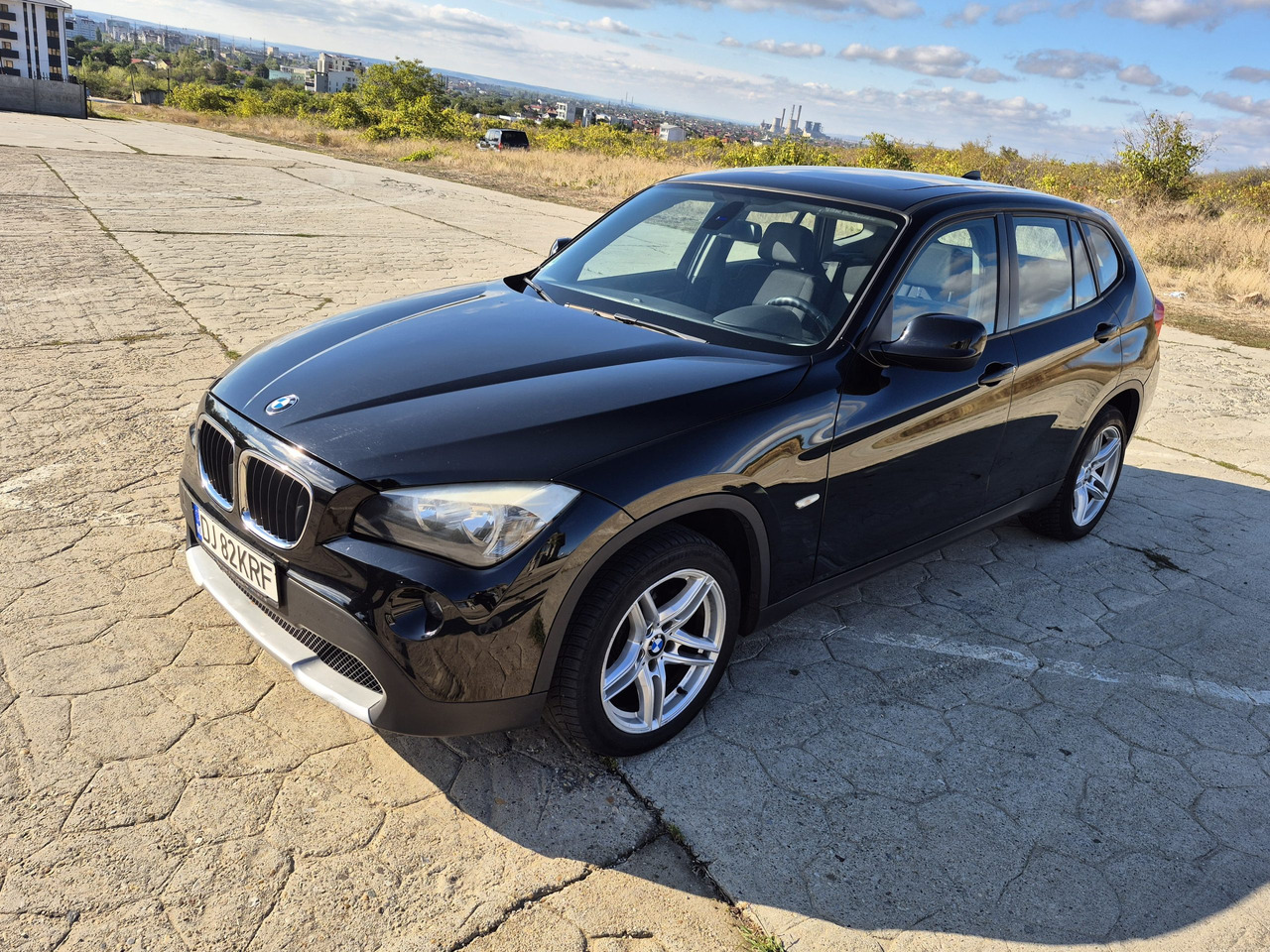 BMW X1 - SUV: foto 1 BMW X1 - SUV: foto 1