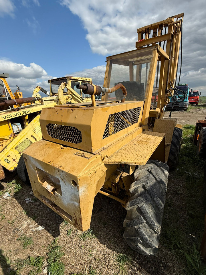 BROBUS BH40 STACKER - Bezceļu autokrāvējs: foto 3 BROBUS BH40 STACKER - Bezceļu autokrāvējs: foto 3