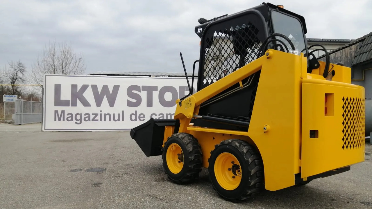 Bobcat Front Loader Ram Italia FM 120 – Hammer Installation - Kompaktiekrāvējs: foto 5 Bobcat Front Loader Ram Italia FM 120 – Hammer Installation - Kompaktiekrāvējs: foto 5