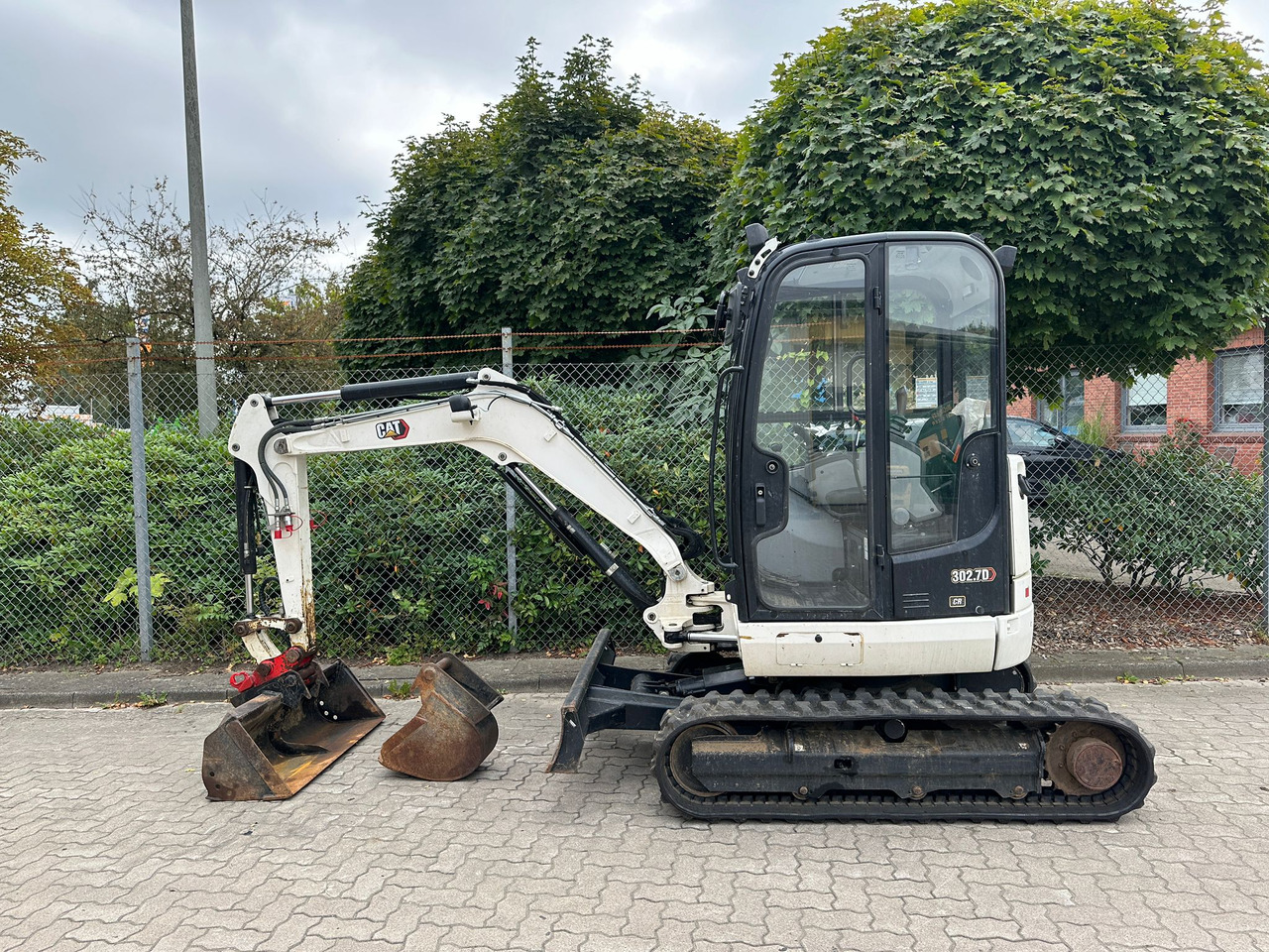 CAT 302.7 DCR Mini excavator, 2 Buckets, TOP !!! - Mini-ekskavators: foto 2 CAT 302.7 DCR Mini excavator, 2 Buckets, TOP !!! - Mini-ekskavators: foto 2