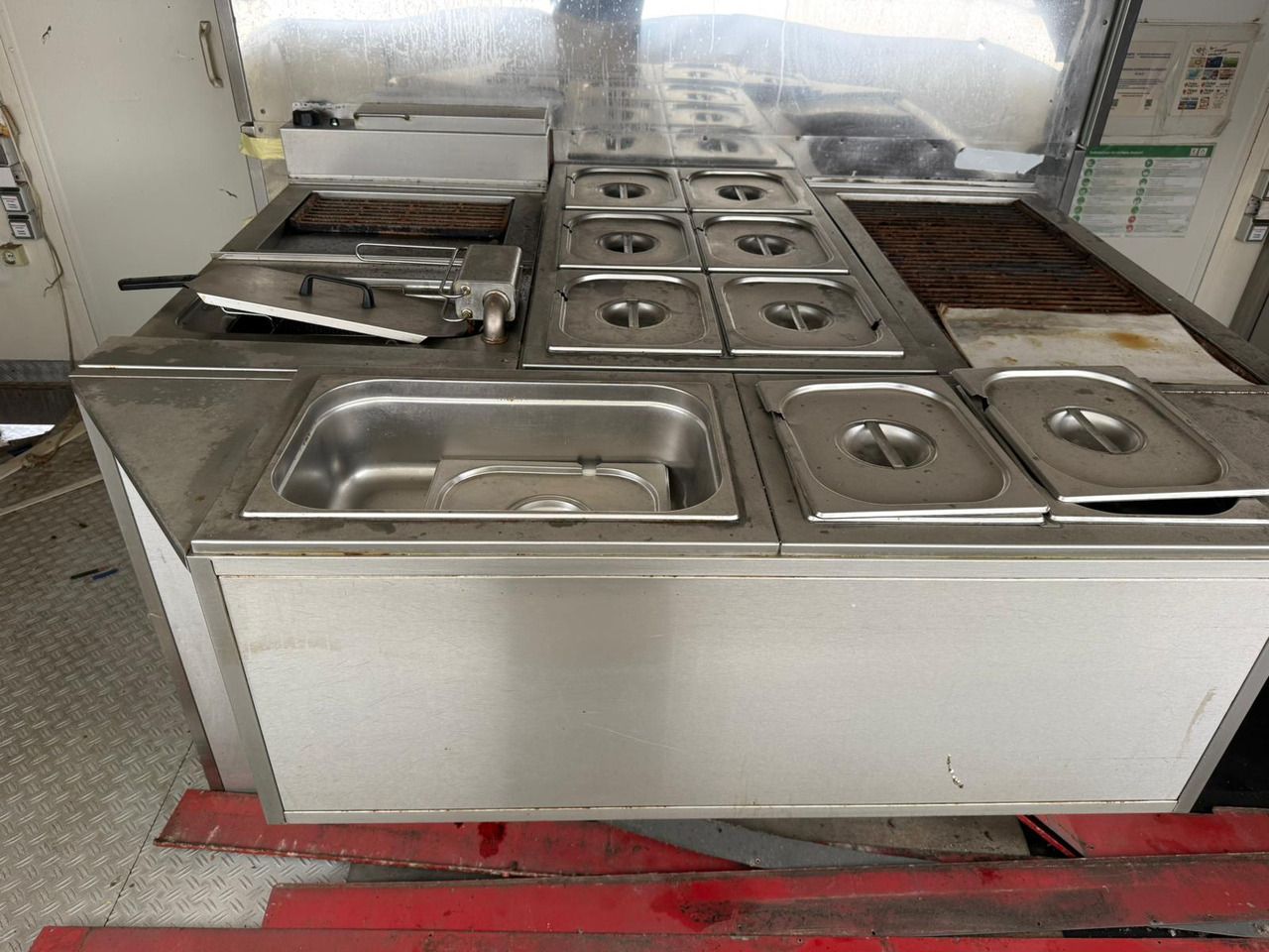 GRILL-IMBIS ROKA RK5 - Citas iekārtas: foto 4 GRILL-IMBIS ROKA RK5 - Citas iekārtas: foto 4