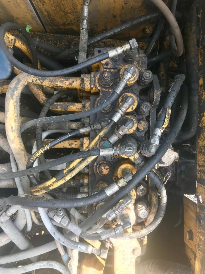 Excavator Komatsu PC 290 LC6 - Kāpurķēžu ekskavators: foto 2 Excavator Komatsu PC 290 LC6 - Kāpurķēžu ekskavators: foto 2