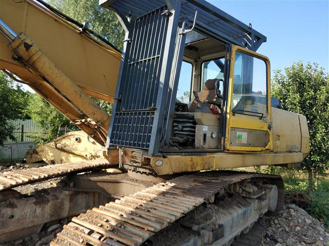 Excavator Komatsu PC 400-LC 5 with long arm - Kāpurķēžu ekskavators: foto 2 Excavator Komatsu PC 400-LC 5 with long arm - Kāpurķēžu ekskavators: foto 2