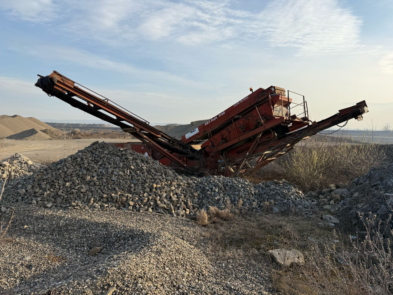 FINLAY 683 SUPERTRAK MOBILE SORTING STATION - Sijātājs: foto 1 FINLAY 683 SUPERTRAK MOBILE SORTING STATION - Sijātājs: foto 1