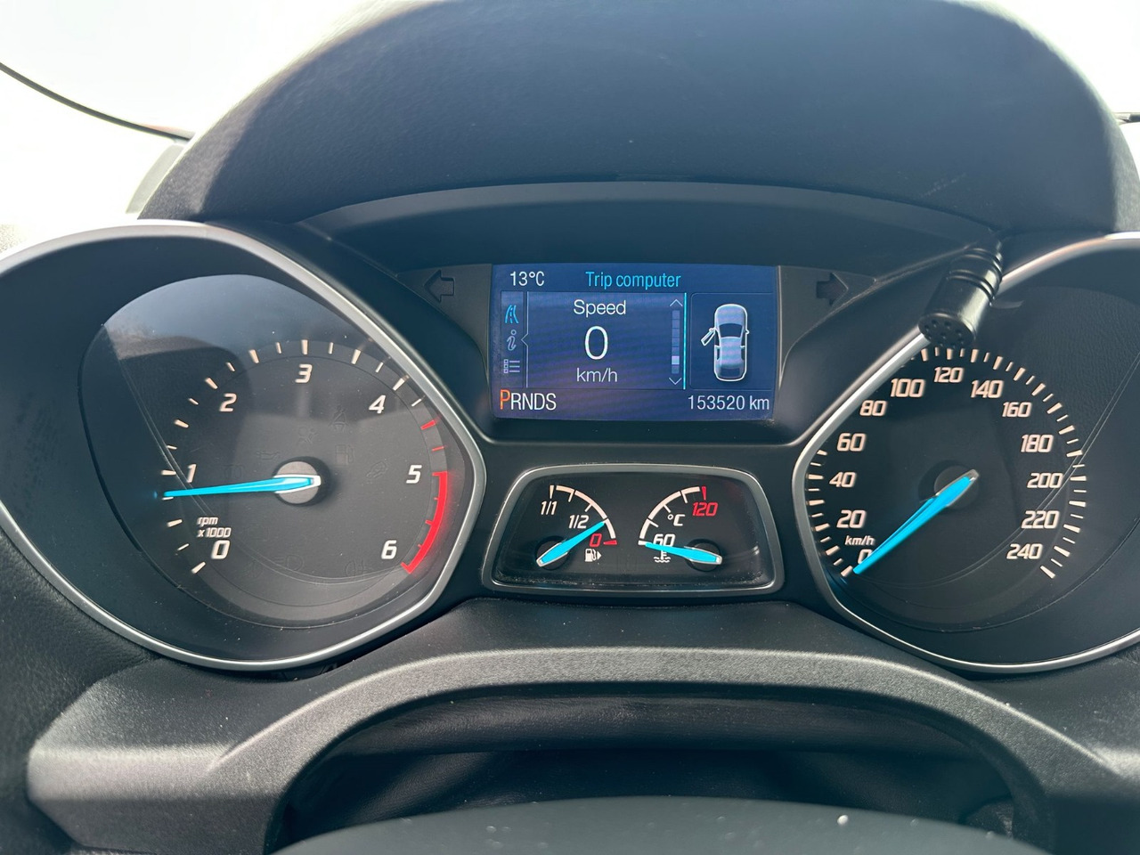 FORD KUGA TITANIUM - SUV: foto 2 FORD KUGA TITANIUM - SUV: foto 2