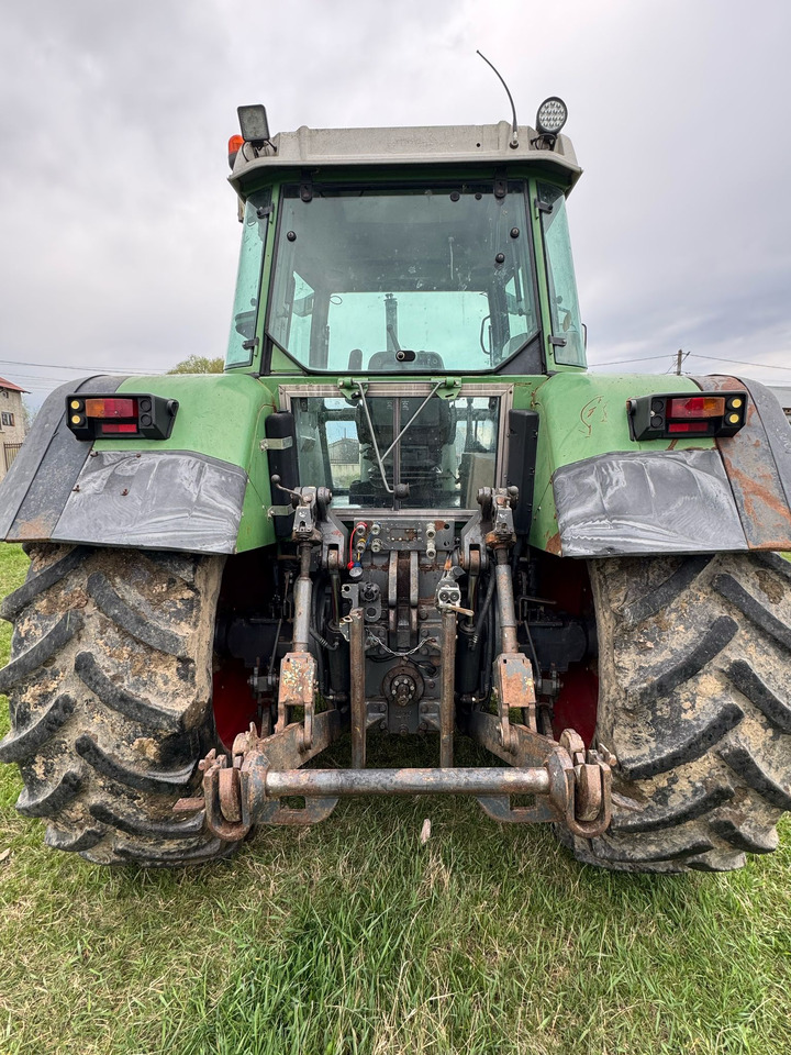 Fendt 824 Tractor - Traktors: foto 4 Fendt 824 Tractor - Traktors: foto 4