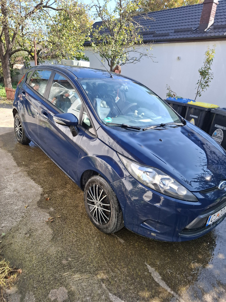 Ford Fiesta - Sedans: foto 1 Ford Fiesta - Sedans: foto 1