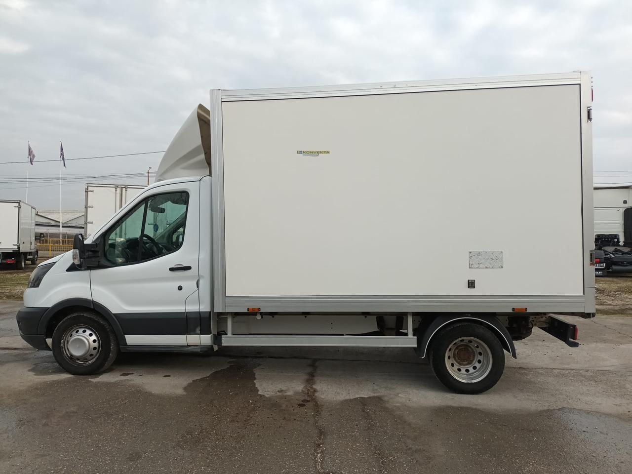 Ford Transit 350 L3 KONVEKTA REFRIGERATOR - Komercauto refrižerators: foto 5 Ford Transit 350 L3 KONVEKTA REFRIGERATOR - Komercauto refrižerators: foto 5