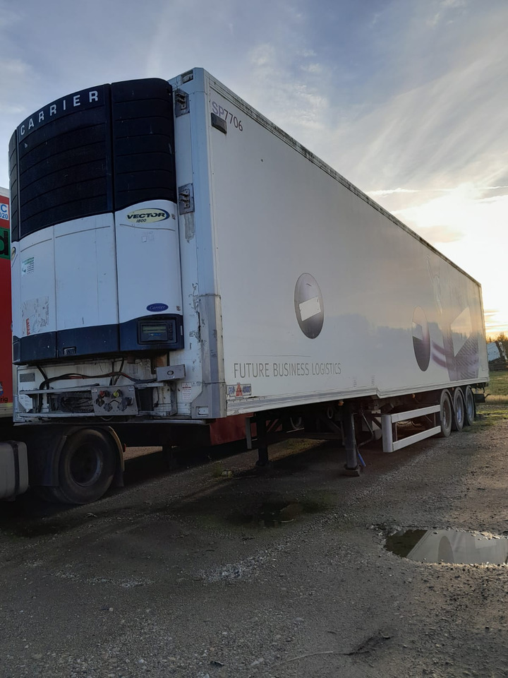 GRAY & ADAMS REFRIGERATED SEMI-TRAILER - Puspiekabe refrižerators: foto 3 GRAY & ADAMS REFRIGERATED SEMI-TRAILER - Puspiekabe refrižerators: foto 3