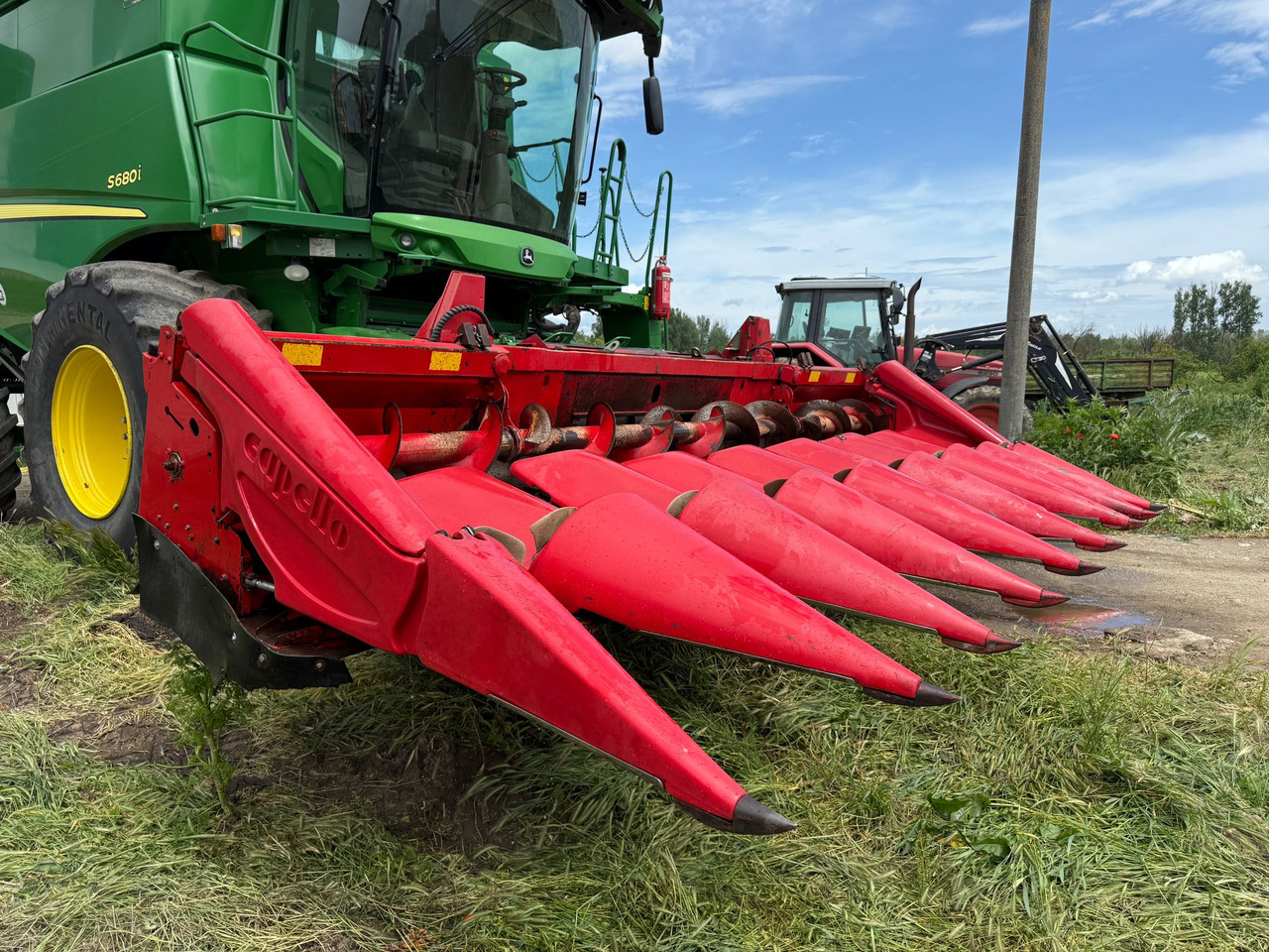 Hydraulic folding corn header Capello Quasar - Kukurūzas heders: foto 4 Hydraulic folding corn header Capello Quasar - Kukurūzas heders: foto 4