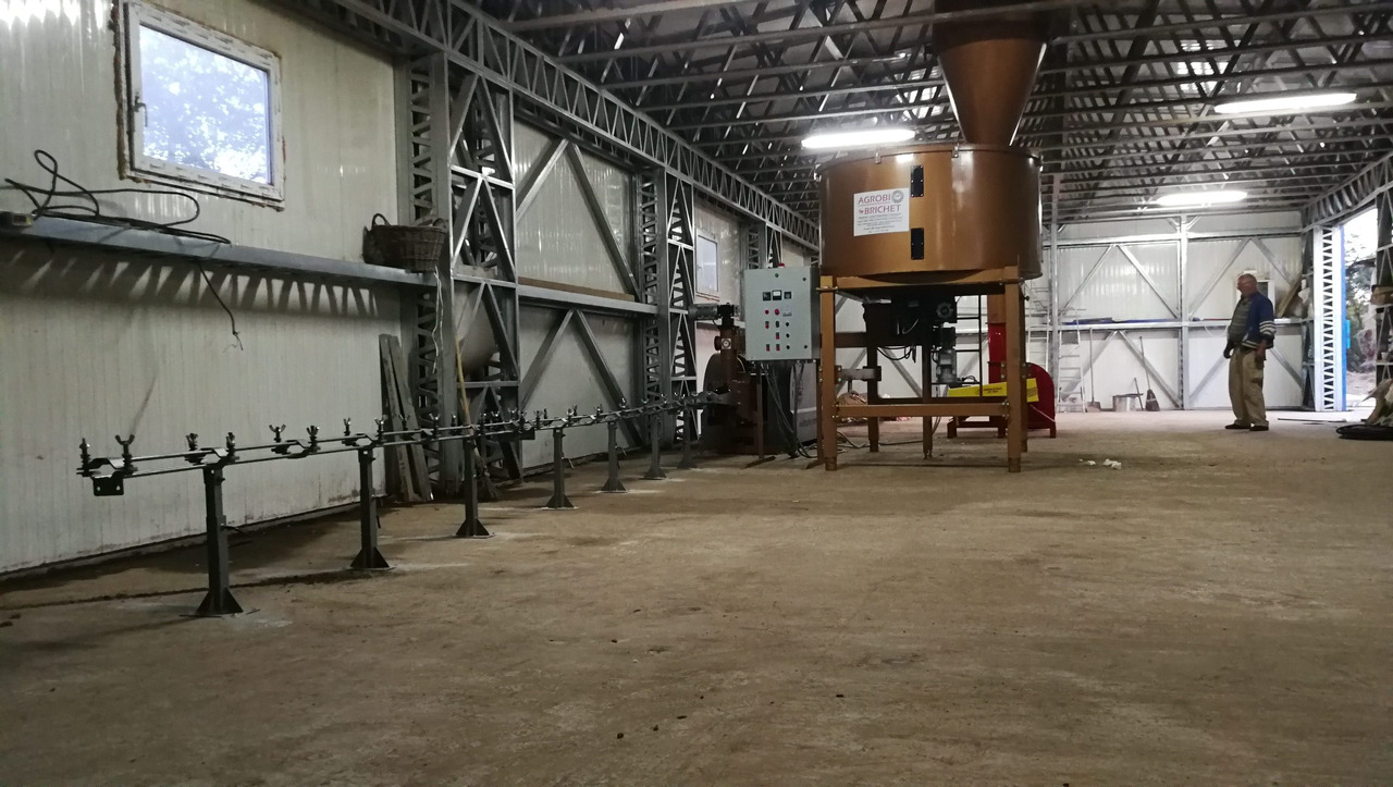 Briquetting Technology BT 060-400 BRIQUETTES PRODUCT LINE - Industriālā iekārta: foto 4 Briquetting Technology BT 060-400 BRIQUETTES PRODUCT LINE - Industriālā iekārta: foto 4