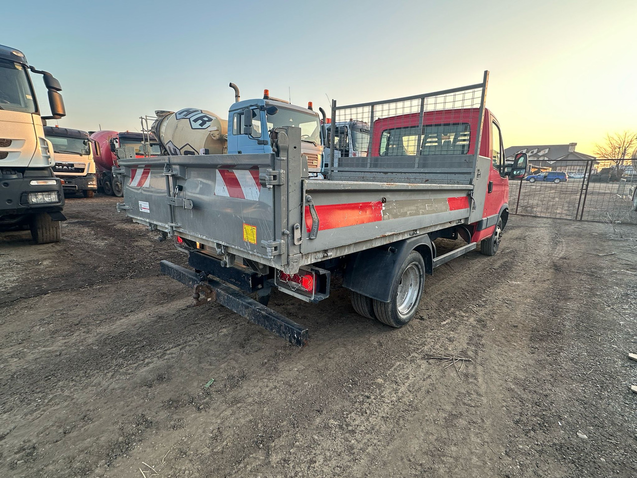 Iveco Daily Van - Komercauto pašizgāzējs: foto 5 Iveco Daily Van - Komercauto pašizgāzējs: foto 5