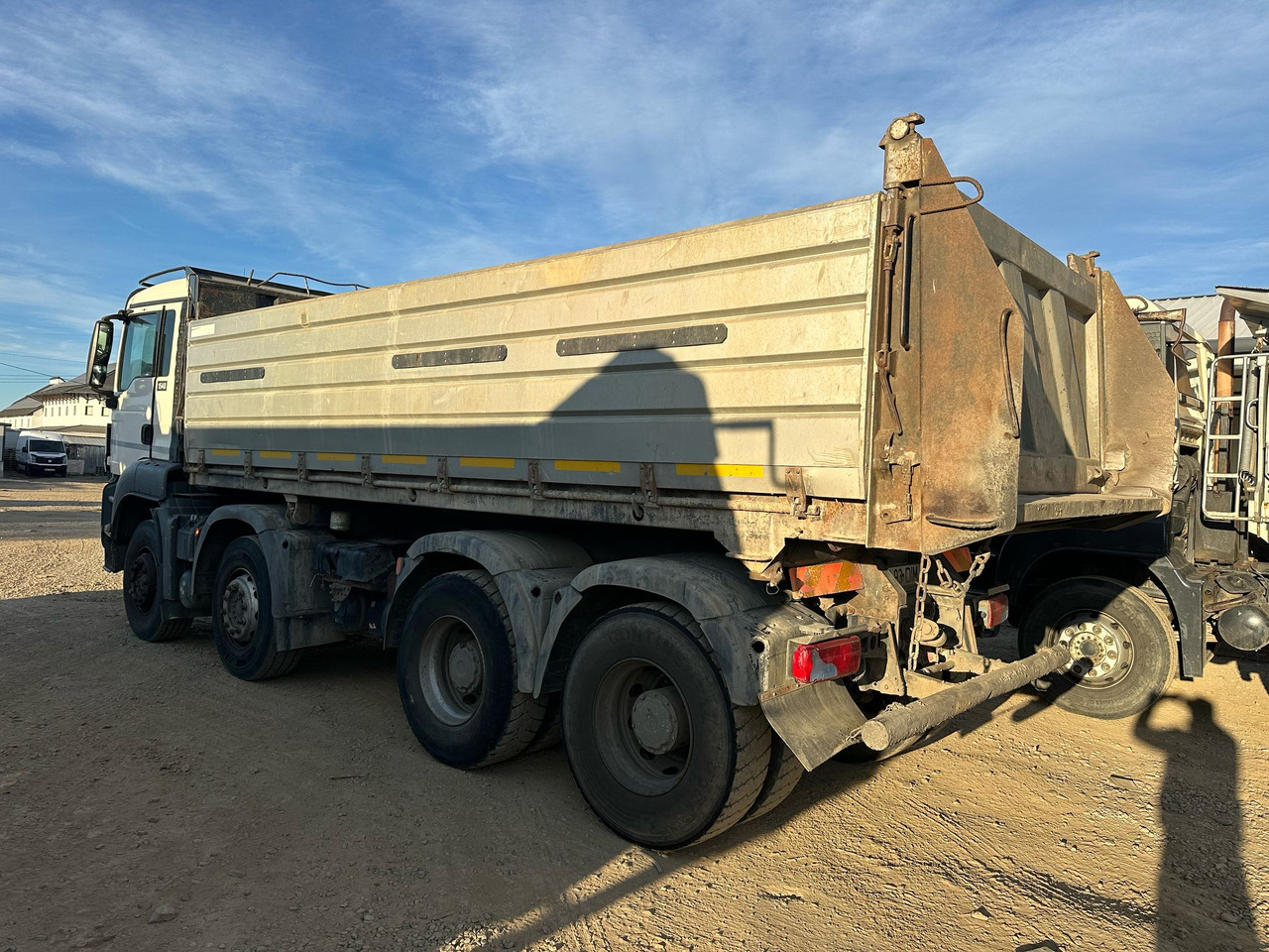 MAN TGS 35.440 Tipper - Kravas automašīna pašizgāzējs: foto 4 MAN TGS 35.440 Tipper - Kravas automašīna pašizgāzējs: foto 4