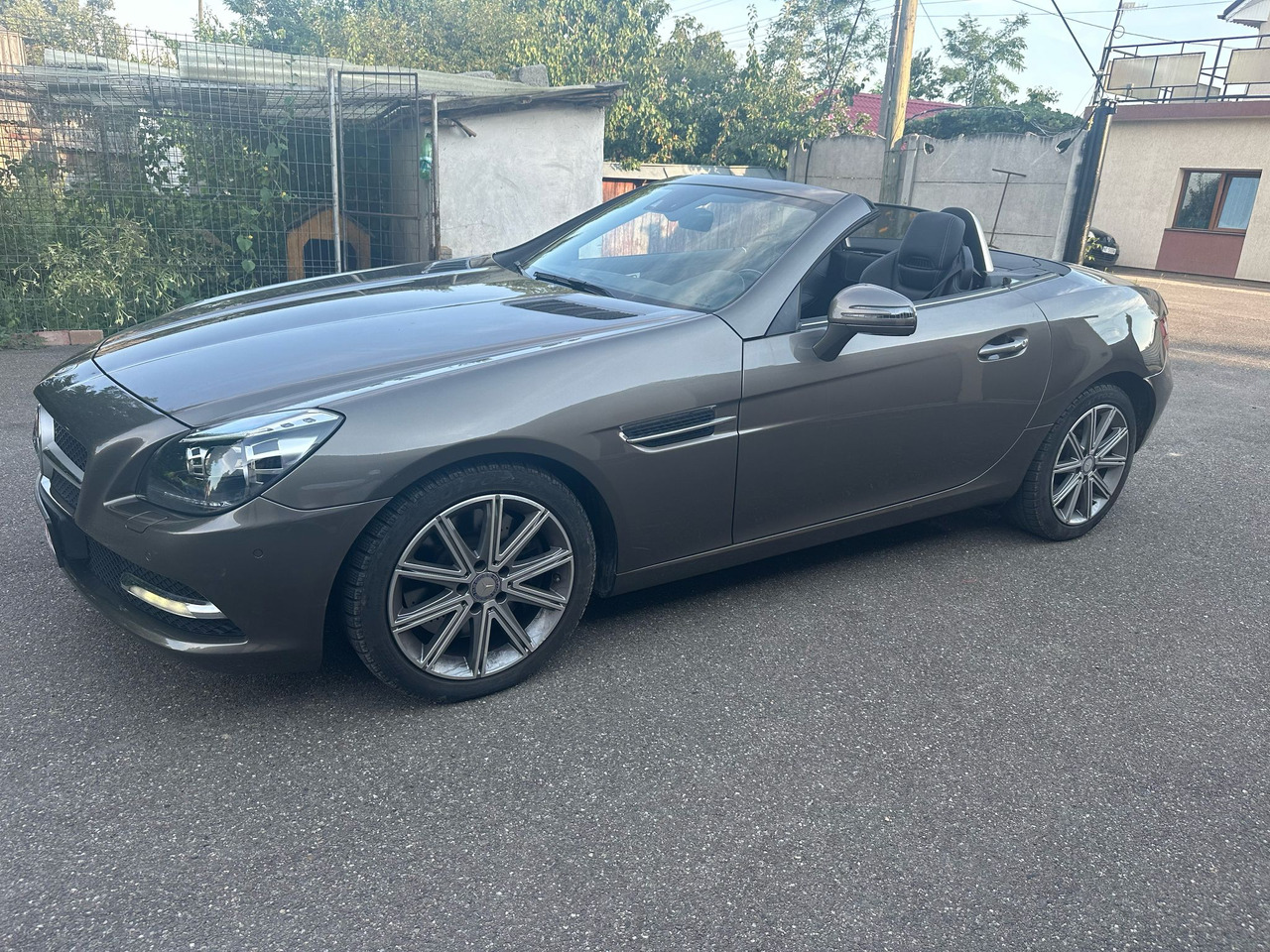MERCEDES BENZ SLK - Vieglā automašīna: foto 2 MERCEDES BENZ SLK - Vieglā automašīna: foto 2